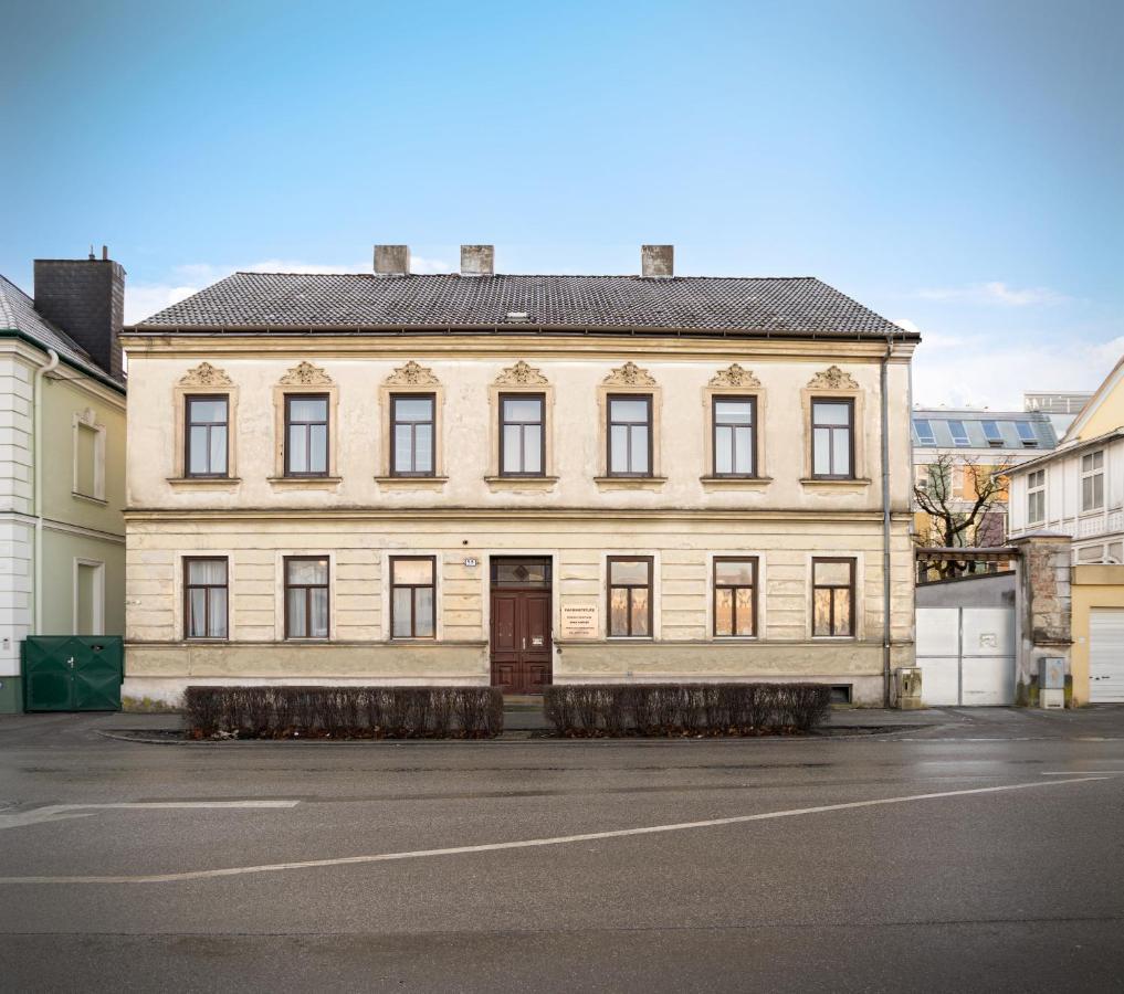 Wagram Am Hauptbahnhof Apartment